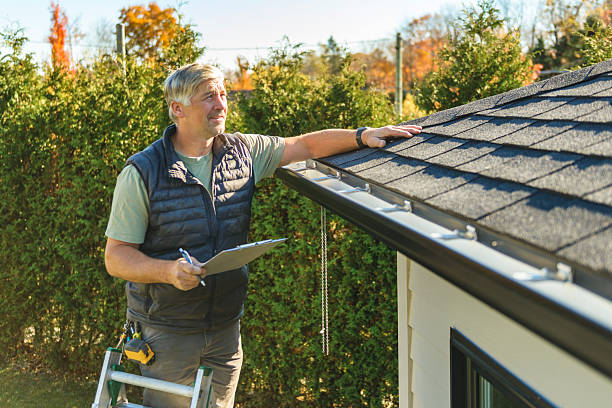 Professional Roofing technician working in Latta, SC